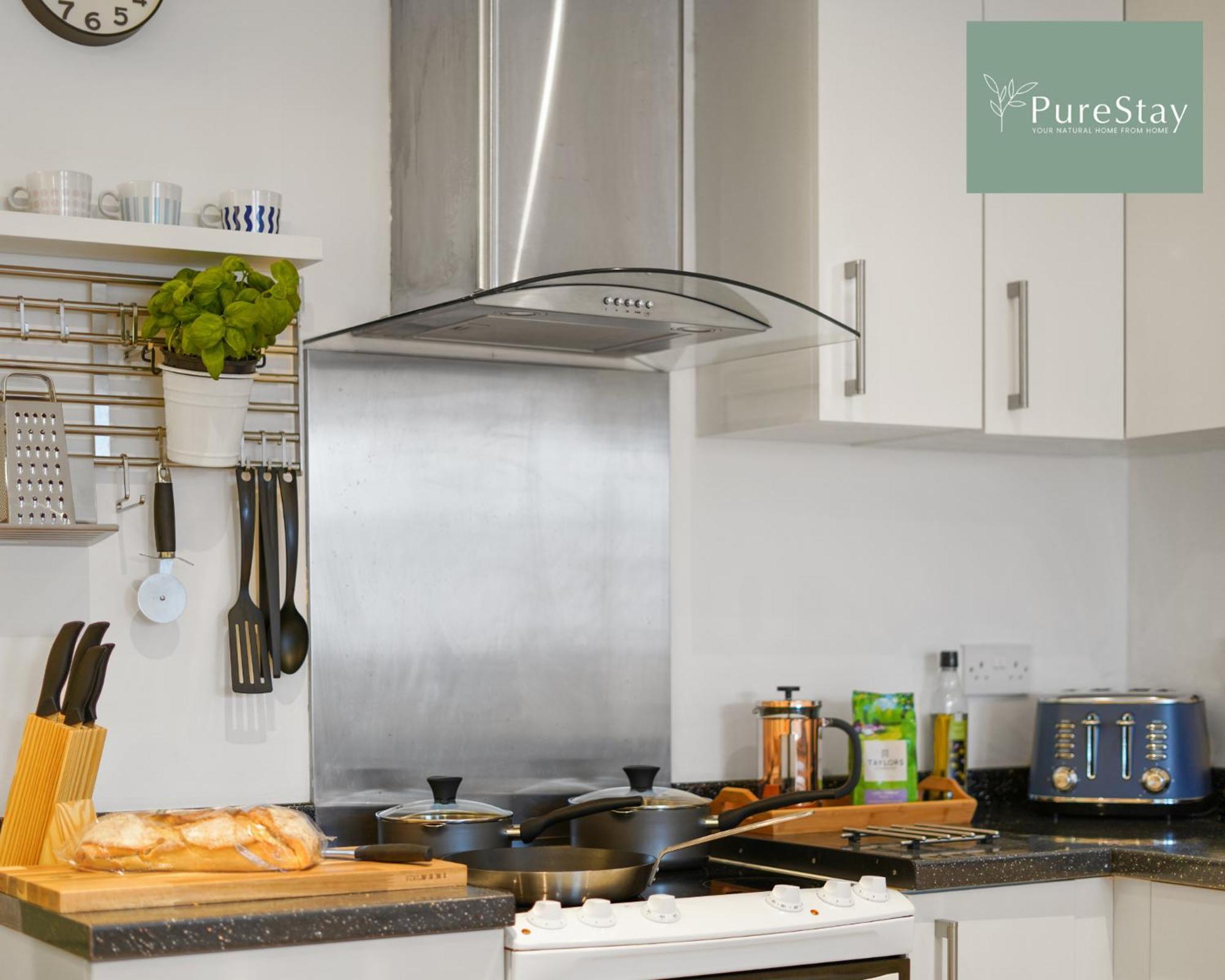 Stunning Two Bed Leamington Apartment With Free Wifi By Purestay Short Lets & Serviced Accommodation Εξωτερικό φωτογραφία