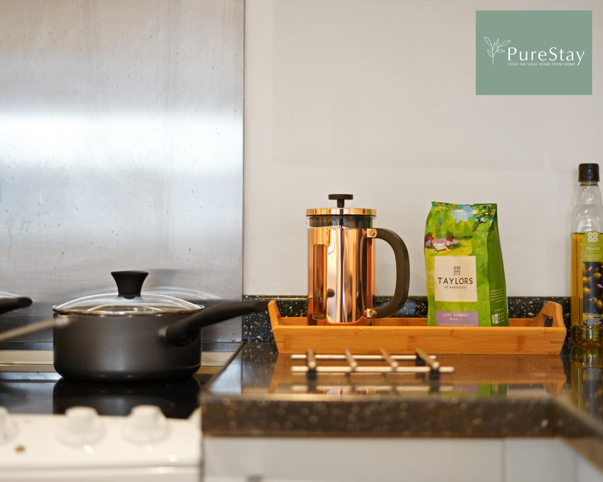 Stunning Two Bed Leamington Apartment With Free Wifi By Purestay Short Lets & Serviced Accommodation Εξωτερικό φωτογραφία
